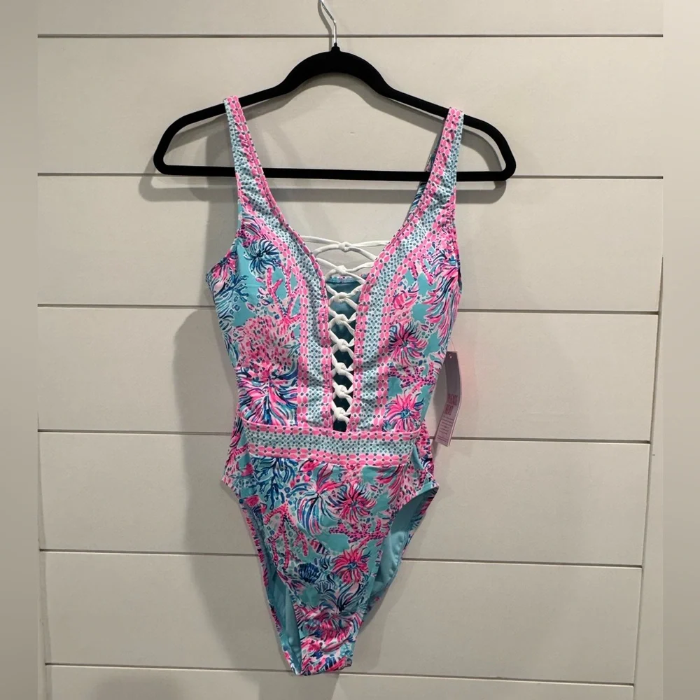 NWT Lilly Pulitzer Caseylee lattice one piece swimsuit in Seek and sea - Picture 5 of 10